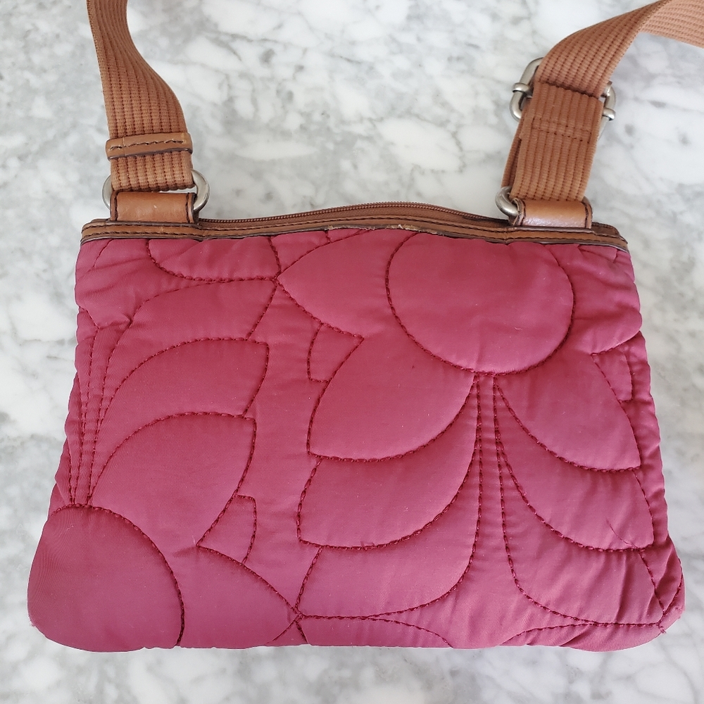Fossil KeyPer Crossbody Quilted Purse Raspberry Adjustable Strap READ - Picture 3 of 9
